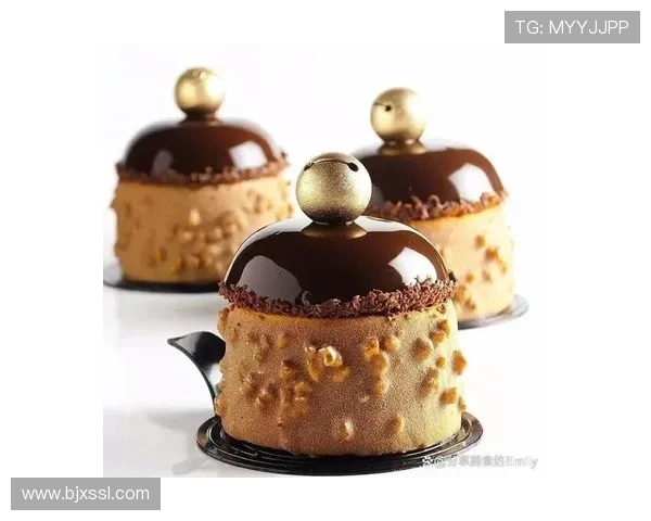 足球明星们的美食盛宴分享让你领略他们的独特味蕾与生活方式